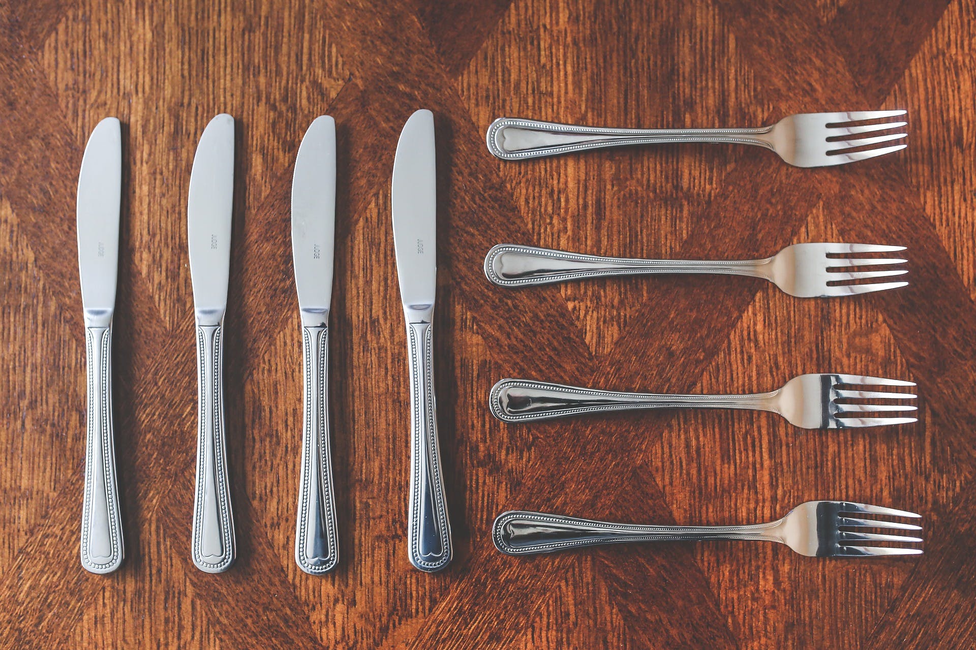 Steel cutlery